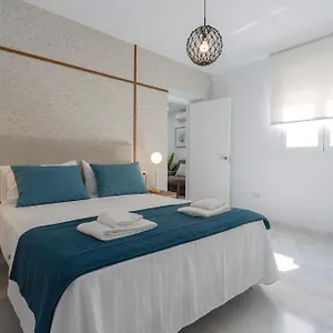  Apartment La Brujula By Cadizrentals